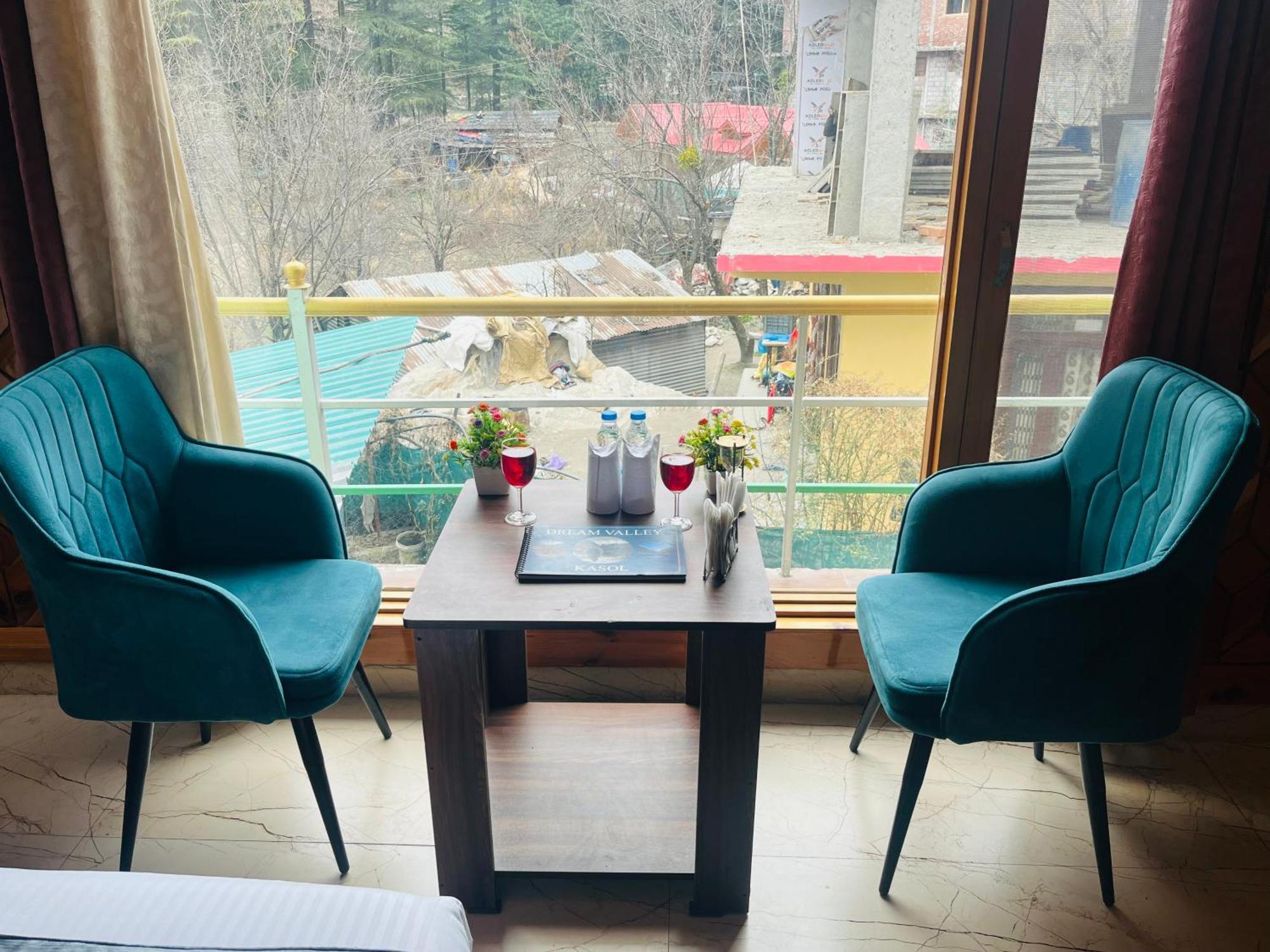 Hotel Pablo Escobar Kasol Exterior photo