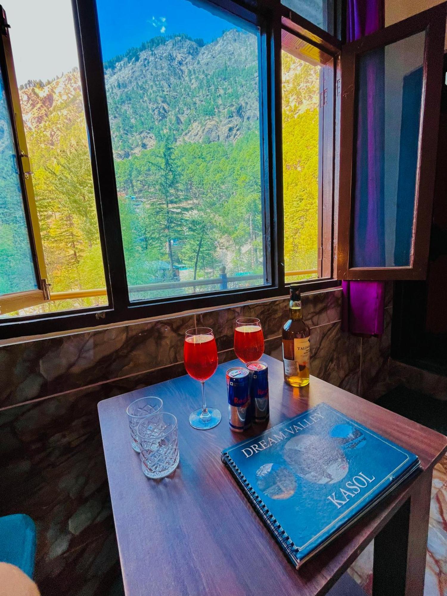 Hotel Pablo Escobar Kasol Exterior photo